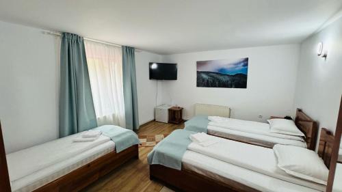 Bughea de Sus House | Pastravaria Bratioara