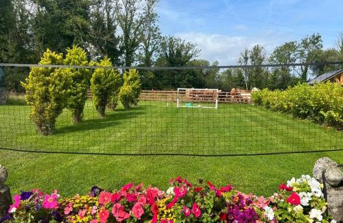 Enniskillen House | Pat's Cottage