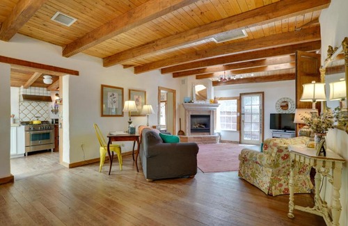 Patagonia House | Patagonia Cottage with Patio and Yard Walk to Town!