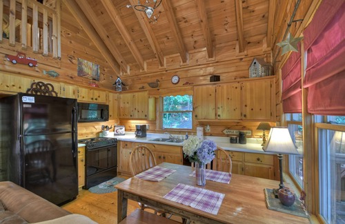 Blue Ridge House | Pate`s Escape - Cherry Log