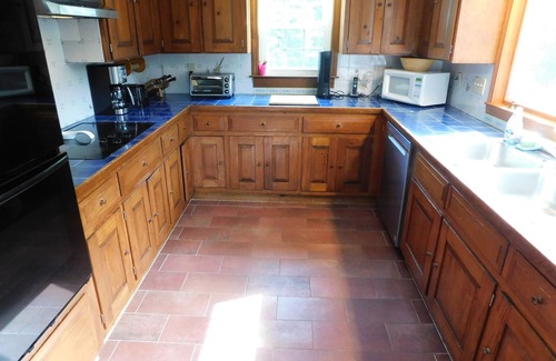 Truro House | Path to Pond, Private Location, Sweet Home! (CS0031)