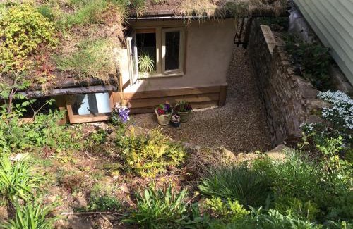 Upton Cheyney House | Pathways, Beachwood Cottage