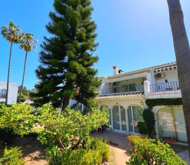 New Golden Mile Apartment | Patio Alcornocal by Residea