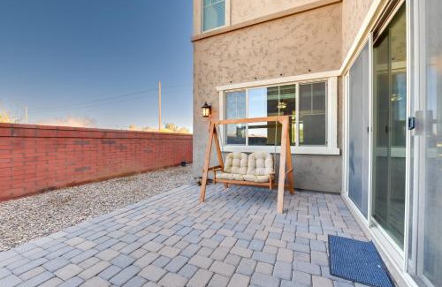 Gilbert House | Patio and Balcony Spacious Gilbert Getaway!
