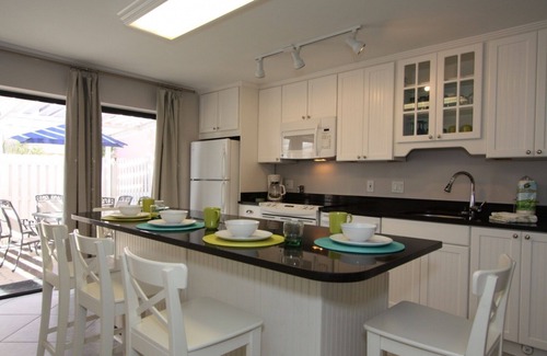 St. Pete Beach Condo | Patio Area - Walk to Beaches Shops & Restaurants
