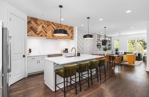 Edgehill House | Patio, FirePit, Garage - Walk to Belmont, 12 South, Restaurants & More