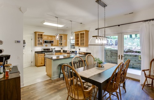 Banner Elk House | Patio & Fireplace: Tranquil Grandfather Mtn Cabin