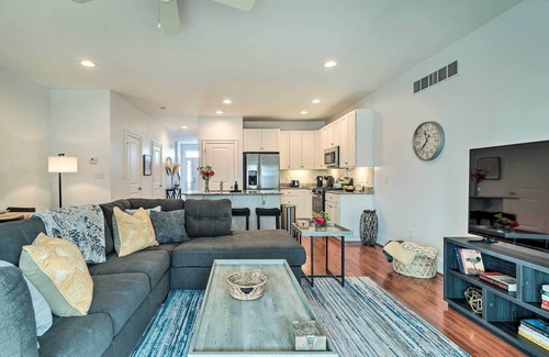 Rehoboth Beach House | Patio & Pool Access: Rehoboth Beach Retreat