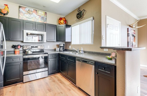 Gilbert Condo | Patio & Resort Perks: Gated Gilbert Condo