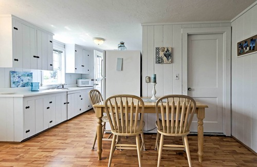 West Hyannisport Cottage | Patio & Walk to Craigville Beach: Cape Cod Retreat