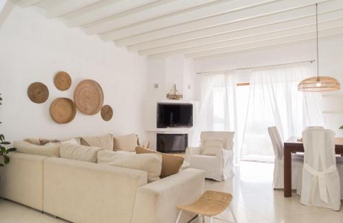 Skala Apartment | Patmos Sunshine Houses - Just a 5-Minute Walk from Skala Square and the Port