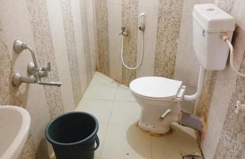 Mavalli Hotel | Patricia Residency