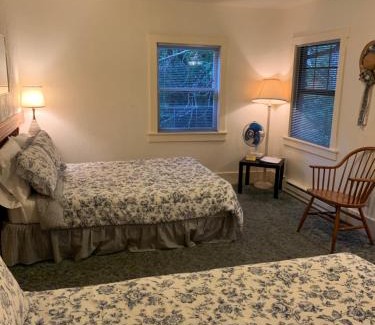 Gasquet Cabin | Patrick Creek Lodge