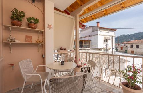 Fourka House | Patriko Retro House