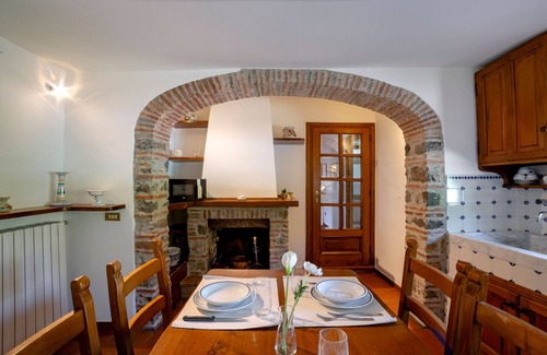 Vicopelago Cottage | Patrizia's Cottege