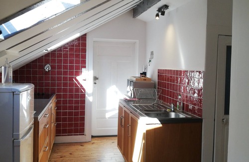 Centre Ville Apartment | Pau historic district apartment with terrace