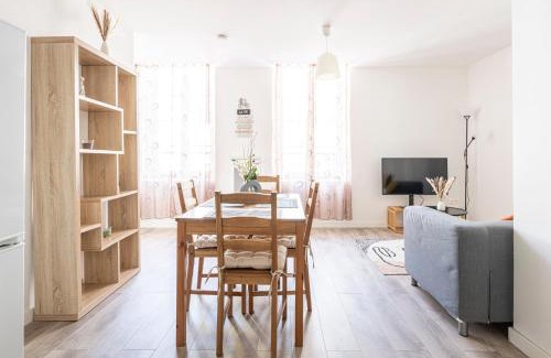 Centre Ville Apartment | Pau Standing & Confort