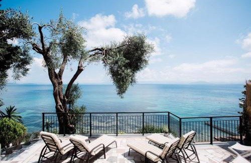Agia Pelagia Chlomou House | Paul Seafront House