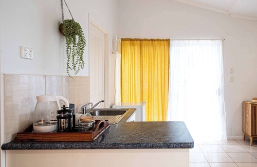 Wongaling Beach Apartment | Pause, Reset at Mission at the Shack