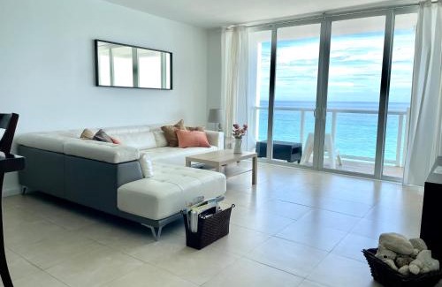 Mid Beach Apartment | Pavilion - Great ocean view -Miami Beach
