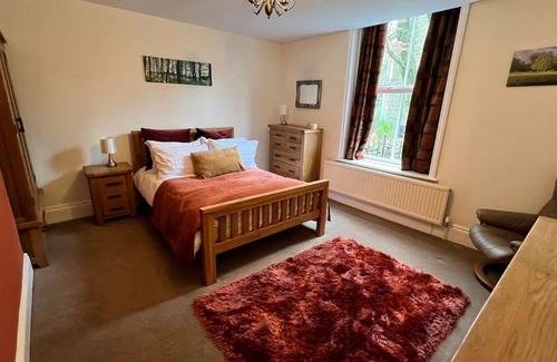 Buxton Apartment | Pavilion View