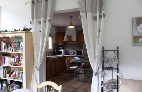 Six-Fours-les-Plages Cabin | Pavilion with swimming pool, garden and private parking - near sea and city center