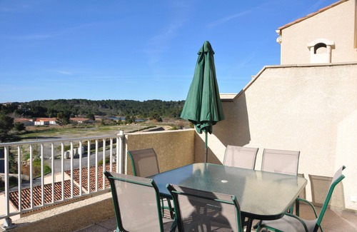 Saint-Pierre-la-Mer Apartment | Pavilion with terrace sea view and pool in residence