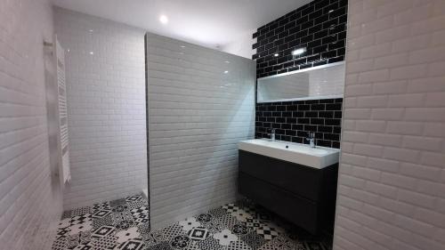 Saint-Vigor-le-Grand House | Pavillon individuel plain-pied avec terrasse et parking