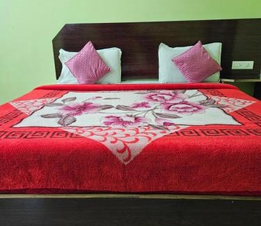Munnar Villa | Pavithra cottage munnar