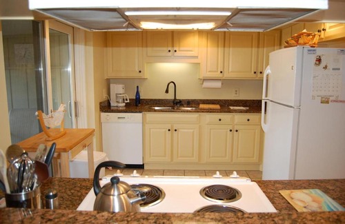 Pawleys Island House | Pawleys Pier Village F-6 Condo