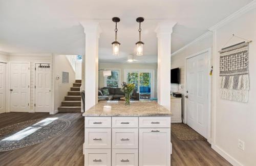 Pelican Bay House | PB48: 48 Pelican Bay