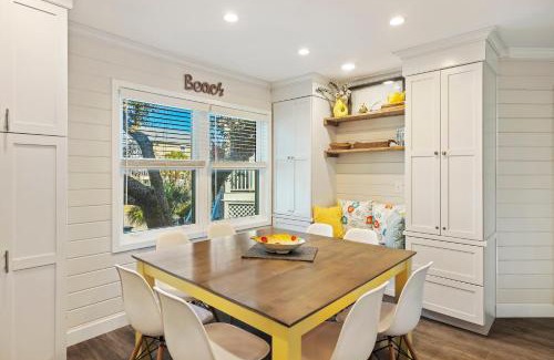 Pelican Bay House | PB48: 48 Pelican Bay