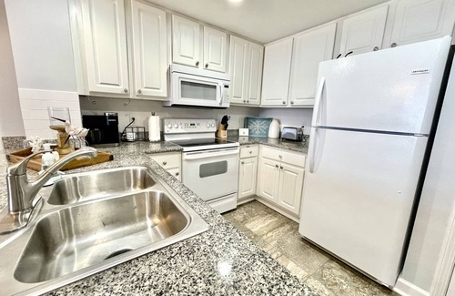 Panama City Beach Condo | PCB - Marisol - Spring and Summer Dates Available! Discounted Rates!