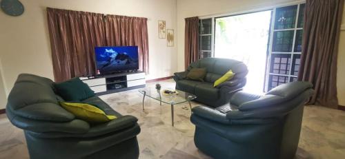 Taman Rakyat Villa | PD Villa 12 Homestay