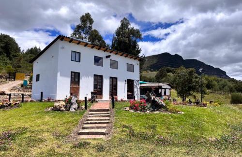 Andean Natural Region Villa | Peñavista.