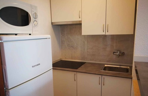 Peniscola Apartment | PEÑISMAR VACATION HOUSE - 100 METERS FROM THE BEACH - SPORTS COMPLEX AND SWIMMING POOL