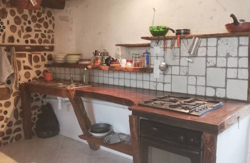 Bouteilles-Saint-Sebastien Cottage | Peaceful house with gîte, permaculture garden, artist's studio to visit
