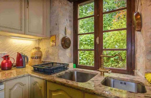 La Chapelle-Saint-Jean Cottage | Peace AND Charm IN Dordogne