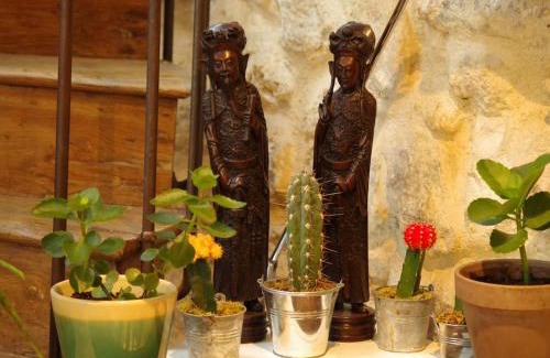 Quartier Sainte-Marguerite Apartment | Peace and greenery, heart of Paris
