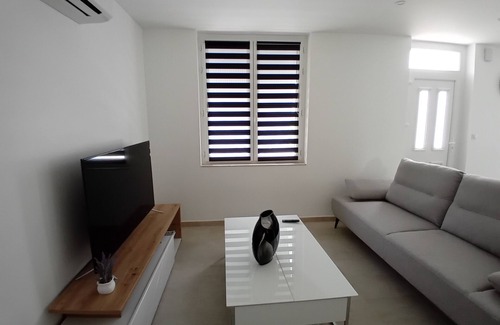 Cahors House | Peace and quiet in the city: house with garden close to shops