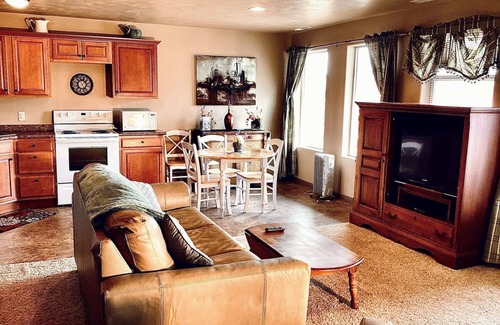 Torrey Apartment | Peace and Quiet on the Fremont River