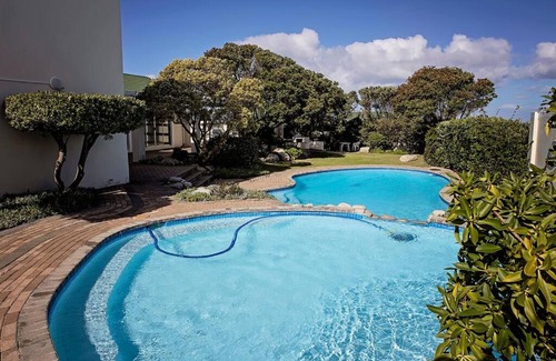 Westcliff Apartment | Peace at Sea - apartment with pool access