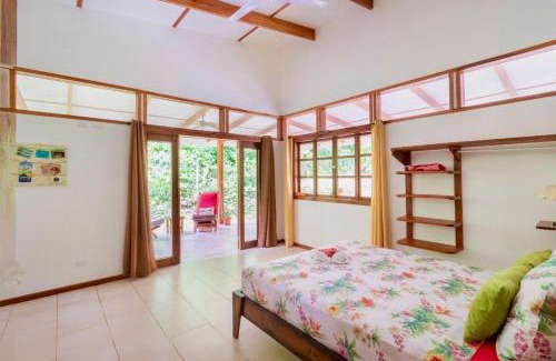Cocles House | Peace Garden Spacious Bungalows- a walk to the beach