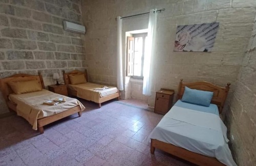 Zebbug Cabin | Peace Heaven Farmhouse Zebbug Gozo, with pool