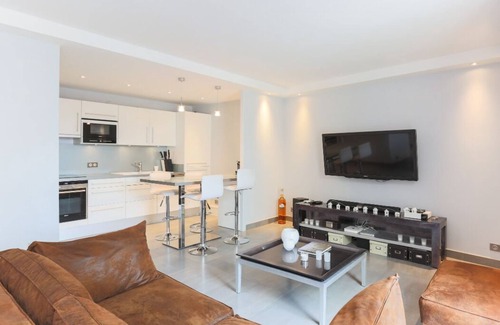 Notre-Dame Apartment | PEACE & LOFT TERRACE VERSAILLES CENTER