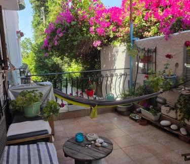 Poros Apartment | Peace&love-sea studio