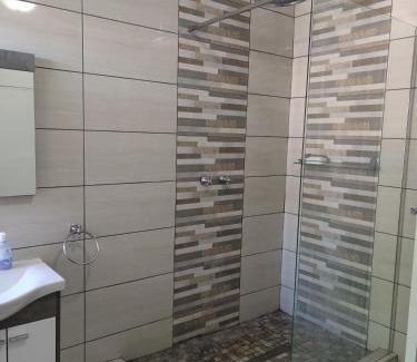Kingsborough Apartment | Peace of Mind Holiday Home