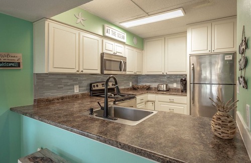 East End Condo | Peace of the Beach - Gulf View Bottom Floor Condo Unit F-1