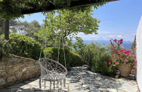 Koukounaries House | Peace, privacy, sea views and sunsets: Lephteris House with pool at Koukounaries
