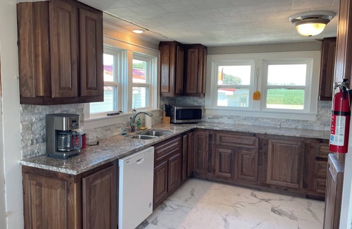 Almo House | Peace & quiet Kentucky, close to Murray and Hazel KY